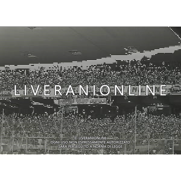 03-05-1992 GENOVA-CAMPIONATO DI CALCIO SERIE A GENOA -INTER 1-2 NELLA FOTO STRISCIONE TIFOSI GENOA CONTRO L\'ALLENATORE OSVALDO BAGNOLI AG ALDO LIVERANI SAS