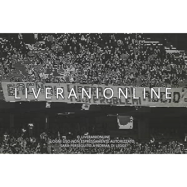 03-05-1992 GENOVA-CAMPIONATO DI CALCIO SERIE A GENOA -INTER 1-2 NELLA FOTO STRISCIONE TIFOSI GENOA CONTRO L\'ALLENATORE OSVALDO BAGNOLI AG ALDO LIVERANI SAS