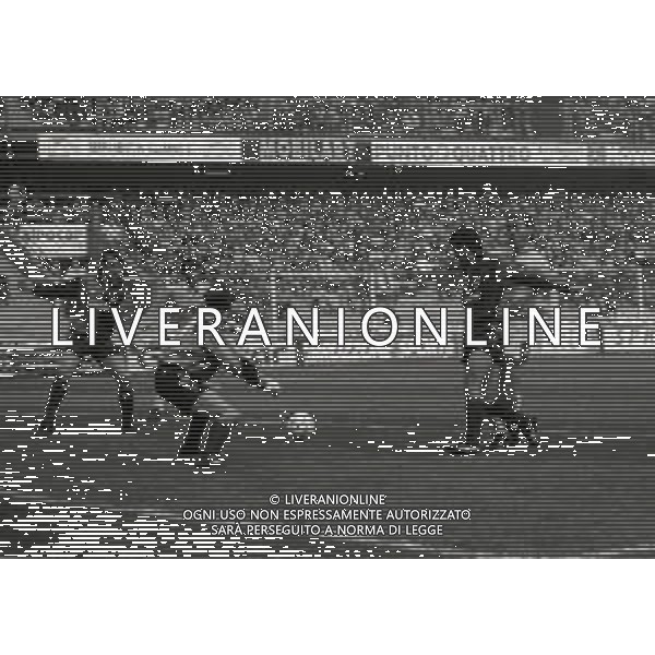 08-03-1992 GENOVA CAMPIONATO DI CALCIO SERIE A GENOA-LAZIO 1-0 NELLA FOTO AZIONE GOAL THOMAS SKUHRAVY AG ALDO LIVERANI SAS