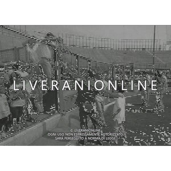 14-07-1996 PRESENTAZIONE ATALANTA CALCIO IN PARTENZA PER IL RITIRO ESTIVO NELLA FOTO IL PRESIDENTE DELL\'ATALANTA CALCIO IVAN RUGGERI CON IL FIGLIO ALLO STADIO DI BERGAMO AG ALDO LIVERANI SAS