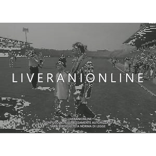 14-07-1996 PRESENTAZIONE ATALANTA CALCIO IN PARTENZA PER IL RITIRO ESTIVO NELLA FOTO IL PRESIDENTE DELL\'ATALANTA CALCIO IVAN RUGGERI CON IL FIGLIO ALLO STADIO DI BERGAMO AG ALDO LIVERANI SAS