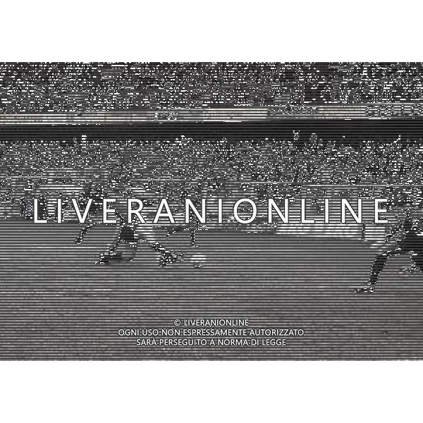 24-11-1991 GENOVA CAMPIONATO DI CALCIO SERIE A GENOA-CAGLIARI 2-2 NELLA FOTO AZIONE DI GIOCO AG ALDO LIVERANI SAS