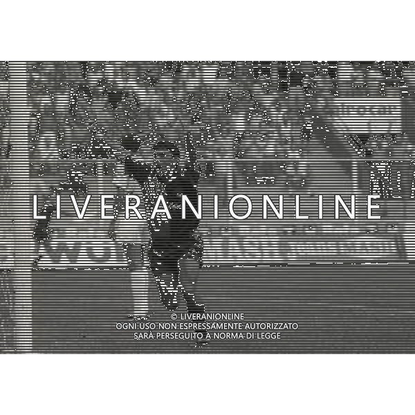 01-09-1991 GENOVA CAMPIONATO DI CALCIO SERIE A GENOA-CREMONESE 2-0 NELLA FOTO GOAL CARLOS AGUILERA AG ALDO LIVERANI SAS