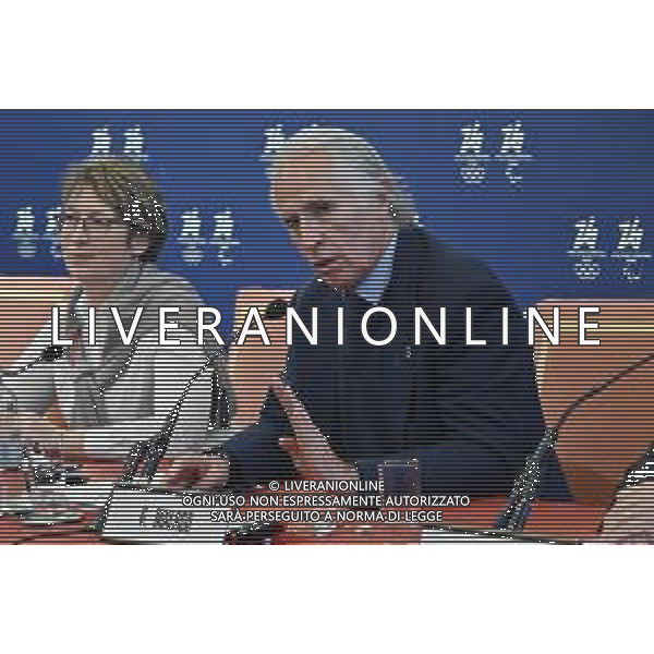TVRG Conferenza stampa CIO e Milano Cortina 2026 nella foto Giovanni Malago’ presidente CONI e sulla SX Sari Essayah capo Commissione di Coordinamento del CIO per Milano Cortina 2026 Milano 14-12-2022 Conferenza stampa presso la Sala dell\'Orologio di Palazzo Marino con alcuni rappresentanti del CIO Comitato Olimpico Internazionale e del comitato organizzatore dei Giochi Olimpici e Paralimpici di Milano Cortina 2026 foto Roberto Garavaglia/ag. Aldo Liverani sas/ AGENZIA ALDO LIVERANI SAS