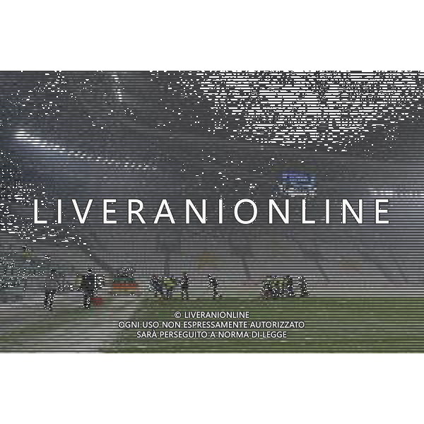 TVMV-Torino 15.12.2022 Allianz Stadium ©Manuela Viganti/Agenzia Aldo Liverani Juventus W vs Zurigo W Champions League Femminile 2022/2023 Nella foto: spalatori in azione prima del fischio di inizio per ripulire il campo dalla neve ©Manuela Viganti AG ALDO LIVERANI SAS