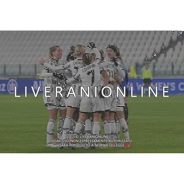 TVMV-Torino 15.12.2022 Allianz Stadium ©Manuela Viganti/Agenzia Aldo Liverani Juventus W vs Zurigo W Champions League Femminile 2022/2023 Nella foto: esultanza juventus dopo il gol di cristiana girelli del 4 0 ©Manuela Viganti AG ALDO LIVERANI SAS
