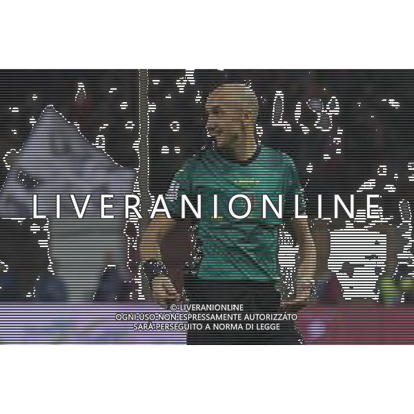 17 Dicembre 2022 Reggio Calabria, Italia - calcio - Reggina vs Bari - Campionato di calcio Serie BKT 2022/2023 - Stadio Oreste Granillo Nella foto: L\'arbitro Michele Fabbri Dicember 17 , 2022 Reggio Calabria, Italy - sport, soccer Reggina vs Bari- Italian Football Championship League BKT 2022/2023 - Oreste Granillo stadium. In the pic: Refeere Michele Fabbri ©Andrea Rosito / AGENZIA ALDO LIVERANI SAS