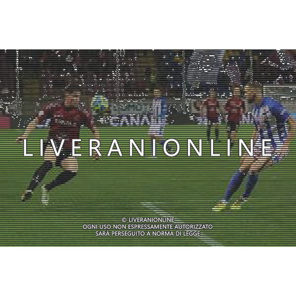17.12.2022 REGGIO CALABRIA STADIO ORESTE GRANILLO. CAMPIONATO SERIE B. REGGINA VS BARI. IN FOTO FABBIAN REGGINA E VICARI BARI ©GARREFFA PASQUALE / AGENZIA ALDO LIVERANI SAS