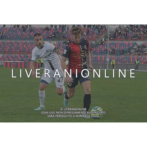 18 Dicembre 2022 Cosenza, Italia - calcio - Cosenza vs Ascoli - Campionato di calcio Serie BKT 2022/2023 - Stadio San Vito-Marulla Nella foto: Christian D\'Urso e Mirko Eramo Dicember 18 , 2022 Cosenza, Italy - soccer Cosenza-Ascoli- Italian Football Championship League BKT 2022/2023 - San Vito Marulla stadium. In the pic: Christian D\'Urso e Mirko Eramo ©Andrea Rosito / AGENZIA ALDO LIVERANI SAS