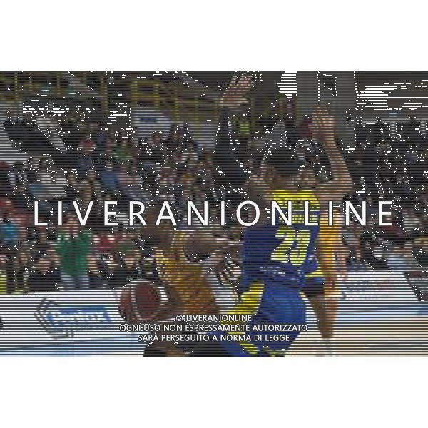 Muhammad-Ali Abdur-Rahkman - Carpegna Prosciutto Pesaro durante la partita tra Tezenis Verona e Carpegna Prosciutto Pesaro valida per l\'undicesima giornata del campionato Italiano di basket serie A1. 18 Dicembre 2022, Pala AGSM-AIM, Verona, Italia ©Tommasini Roberto / AGENZIA ALDO LIVERANI SAS
