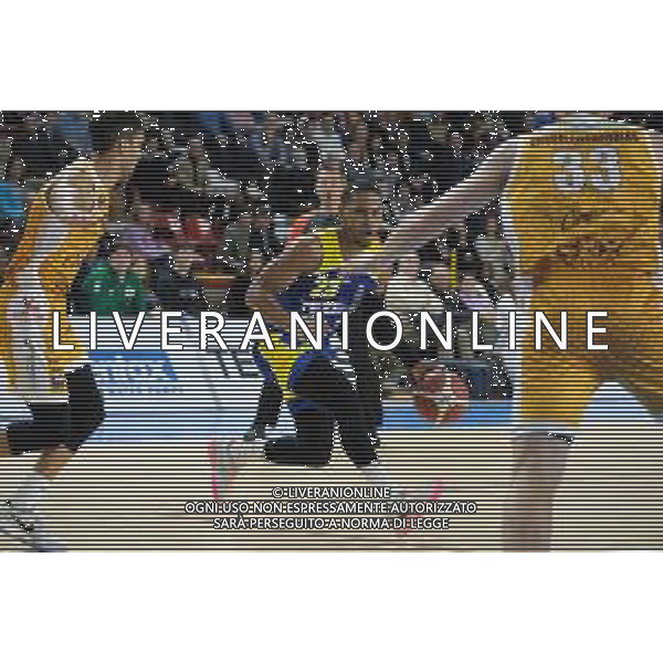 Karvel Anderson - Tezenis Verona durante la partita tra Tezenis Verona e Carpegna Prosciutto Pesaro valida per l\'undicesima giornata del campionato Italiano di basket serie A1. 18 Dicembre 2022, Pala AGSM-AIM, Verona, Italia ©Tommasini Roberto / AGENZIA ALDO LIVERANI SAS