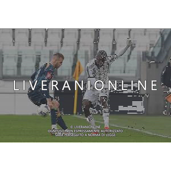 Torino 22.12.2022 Allianz Stadium ©Manuela Viganti/Agenzia Aldo Liverani Juventus vs Rijeka Partita Amichevole 2022/2023 Nella foto: samuel iling junior e ivan smolcic ©Viganti / AGENZIA ALDO LIVERANI SAS