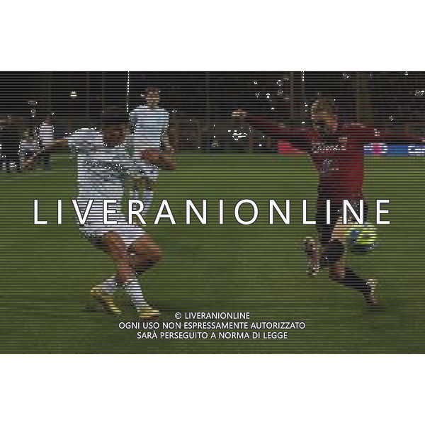 22.12.2022 REGGIO CALABRIA STADIO ORESTE GRANILLO. AMICHEVOLE REGGINA VS INTER IN FOTO RAOUL BELLANOVA INTER E FEDERICO GIRAUDO REGGINA ©GARREFFA PASQUALE / AGENZIA ALDO LIVERANI SAS