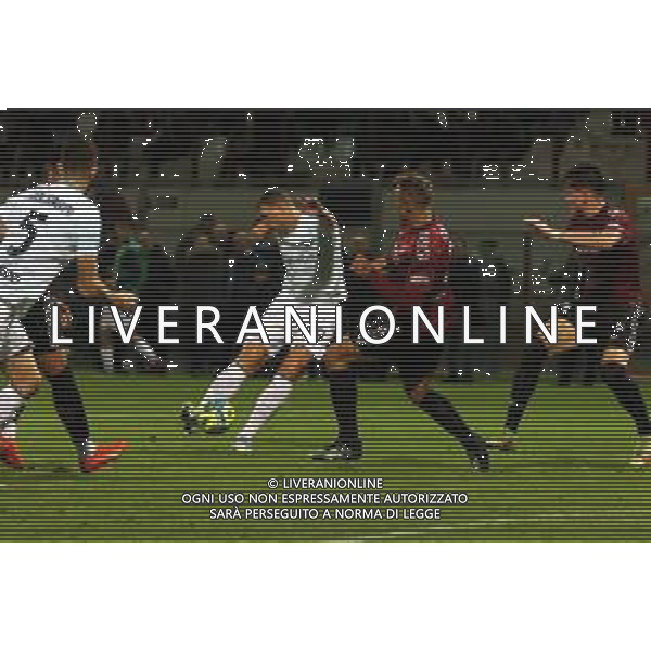 22.12.2022 REGGIO CALABRIA STADIO ORESTE GRANILLO. AMICHEVOLE REGGINA VS INTER IN FOTO EDIN DZEKO INTER E THIAGO CIONEK REGGINA ©GARREFFA PASQUALE / AGENZIA ALDO LIVERANI SAS