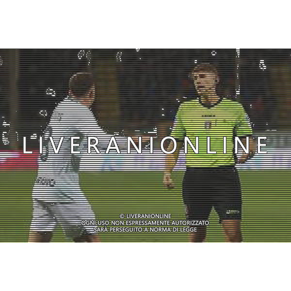 22.12.2022 REGGIO CALABRIA STADIO ORESTE GRANILLO. AMICHEVOLE REGGINA VS INTER IN FOTO ARBITRO FRANCESCO COSSO E ROBIN GOSENS INTER ©GARREFFA PASQUALE / AGENZIA ALDO LIVERANI SAS