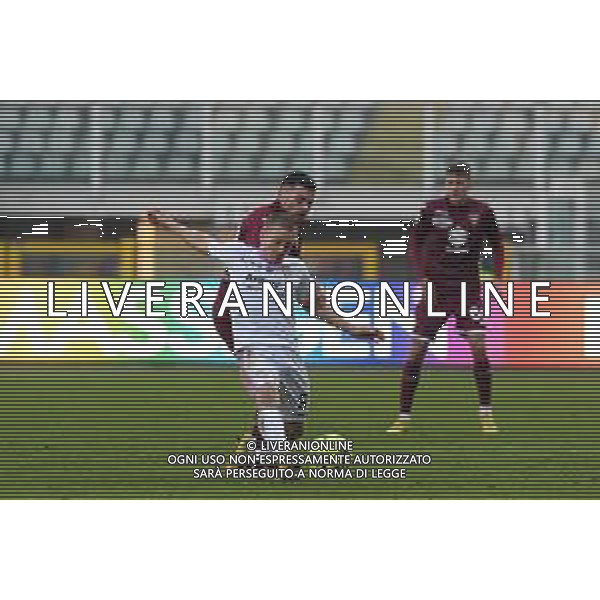 Torino 23.12.2022 Stadio Grande Torino ©Manuela Viganti/Agenzia Aldo Liverani Torino vs Cremonese Partita Amichevole 2022/2023 Nella foto: nemanja radonijc e santiago ascacibar ©Viganti / AGENZIA ALDO LIVERANI SAS