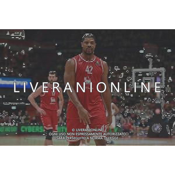 TVRG Kyle Hines (Olimpia Milano) espulso lascia il campo EA7 Emporio Armani Milano vs Monaco Assago (MI) 23-12-2022 Mediolanum Forum Turkish Airlines Euroleague 15a giornata regular season foto Roberto Garavaglia/ag. Aldo Liverani sas / AGENZIA ALDO LIVERANI SAS
