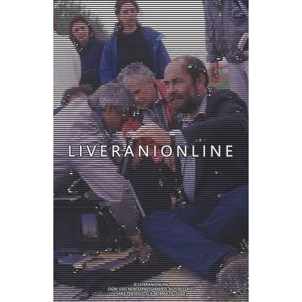 RETROSPETTIVA GIUSEPPE BERTOLUCCI REGISTA NELLA FOTO GIUSEPPE BERTOLUCCI SUL SET DEL FILM “I CAMMELLI“ NELL\'ANNO 1988 AG ALDO LIVERANI SAS 