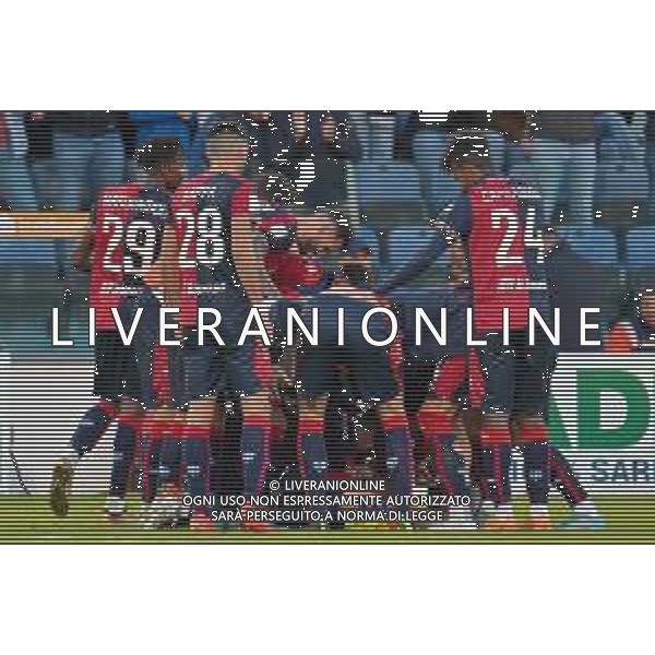 26-12-2022. Cagliari Calcio-Cosenza Calcio 19° giornata serie BKT 2022/2023, stadio Unipol Domus Cagliari. Foto Salvatore Moi/Aldo Liverani s.a.s. Nella foto: Gol ed esultanza in casa, del Cagliari Calcio contro Coaenza Calcio, allo stadio Unipol Domuis di Cagliari. Segna: Nunzio Lella Cagliari ©MOI / AGENZIA ALDO LIVERANI SAS