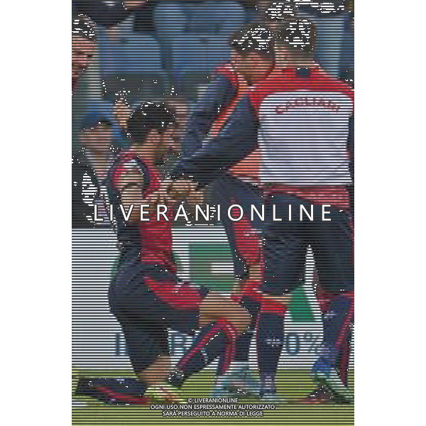26-12-2022. Cagliari Calcio-Cosenza Calcio 19° giornata serie BKT 2022/2023, stadio Unipol Domus Cagliari. Foto Salvatore Moi/Aldo Liverani s.a.s. Nella foto: Gol ed esultanza in casa, del Cagliari Calcio contro Coaenza Calcio, allo stadio Unipol Domuis di Cagliari. Segna: Nunzio Lella Cagliari ©MOI / AGENZIA ALDO LIVERANI SAS