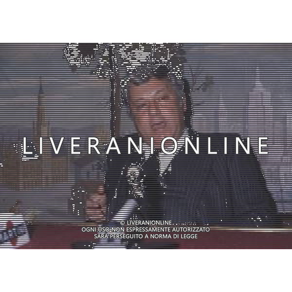 RETROSPETTIVA PAOLO VILLAGGIO ATTORE NELLA FOTO PAOLO VILLAGGIO A MILANO IN TERRAZZA MARTINI NELL\'ANNO 1980 A MILANO AG ALDO LIVERANI SAS 