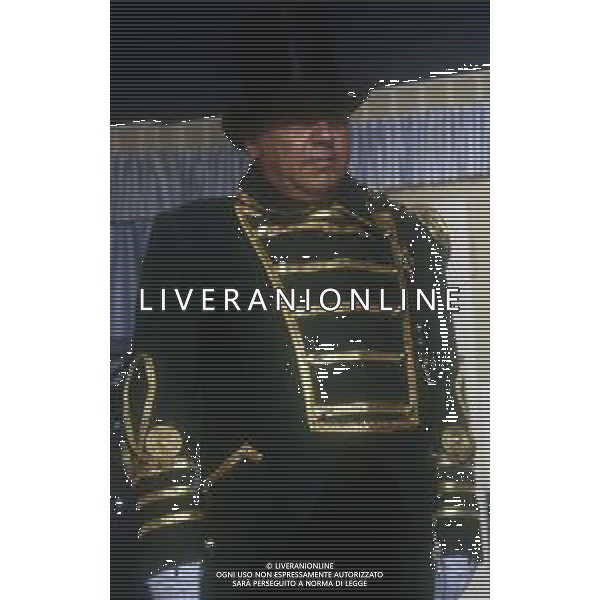 RETROSPETTIVA PAOLO VILLAGGIO ATTORE NELLA FOTO PAOLO VILLAGGIO NELL\'ANNO 1986 NELLA TRASMISSIONE TELEVISIVA “GRAND HOTEL“ AG ALDO LIVERANI SAS  