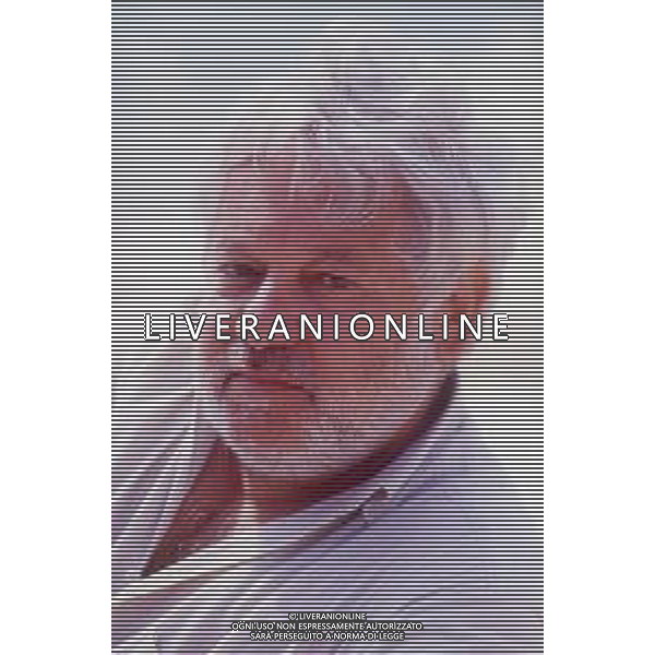 RETROSPETTIVA PAOLO VILLAGGIO ATTORE NELLA FOTO PAOLO VILLAGGIO NELL\'ANNO 1990 A CANNES AG ALDO LIVERANI SAS
