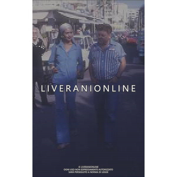DIAP-RETROSPETTIVA PAOLO VILLAGGIO ATTORE NELLA FOTO PAOLO VILLAGGIO CON ZEUDI ARAYA A CANNES NELL\'ANNO 1976 AG ALDO LIVERANI SAS