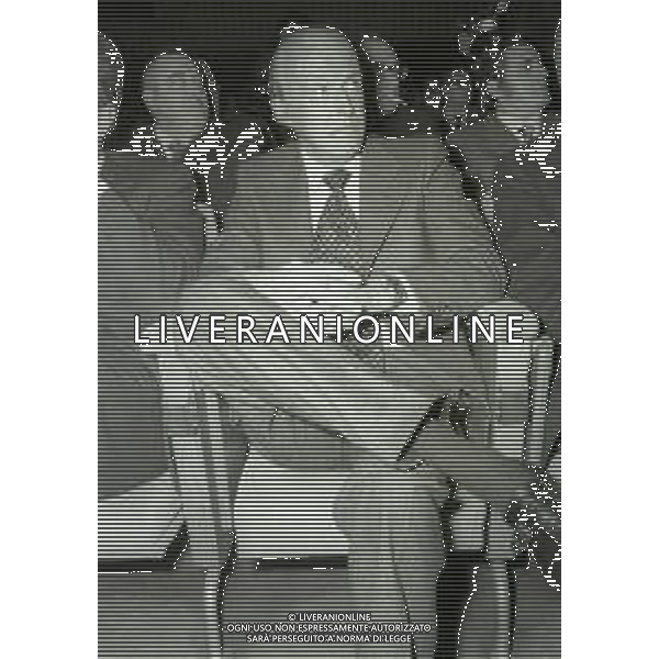 RETROSPETTIVA LEOPOLDO PIRELLI INDUSTRIALE NELLA FOTO LEOPOLDO PIRELLI ALLA CONFERENZA DELLA CONFINDUSTRIA NELL\'ANNO 1975 AG ALDO LIVERANI SAS