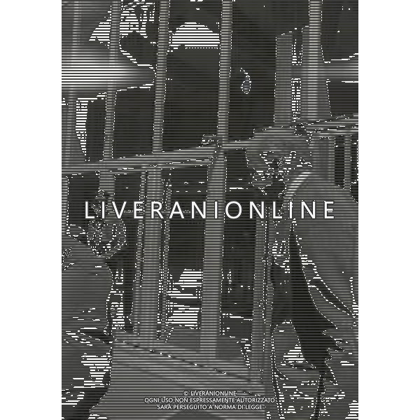 RETROSPETTIVA LEOPOLDO PIRELLI INDUSTRIALE NELLA FOTO LEOPOLDO PIRELLI ALL\'USCITA IN VIA PANTANO DA ASSOLOMBARDA NELL\'ANNO 1976 AG ALDO LIVERANI SAS 