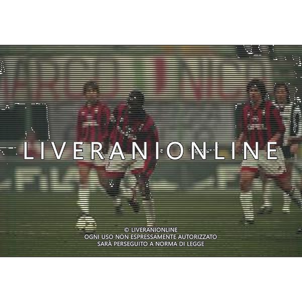 08-12-1996 MILANO CAMPIONATO DI CALCIO SERIE A MILAN-UDINESE 2-1 NELLA FOTO GEORGE WEAH AG ALDO LIVERANI SAS