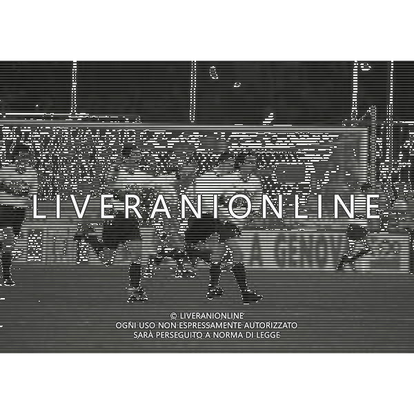 04-03-1992 GENOVA QUARTI DI FINALE DI COPPA UEFA GENOA-LIVERPOOL 2-0 NELLA FOTO ESULTANZA CLAUDIO BRANCO AG ALDO LIVERANI SAS