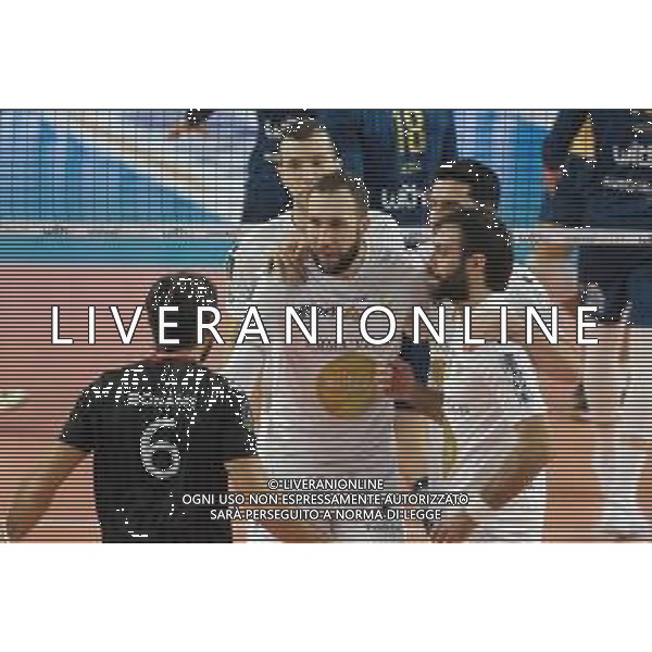 Esultanza di Nemanja Petric - Emma Villas Aubay Siena durante la partita tra WithU Verona e Emma Villas Aubay Siena valida per la decima giornata del campionato italiano di volley maschile serie A Superlega, Verona Italia, 4 Dicembre 2022 presso il pala AGSM-AIM di Verona. ©Roberto Tommasini /Agenzia Aldo Liverani Sas