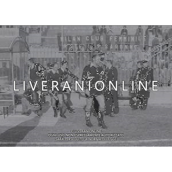 21-11-1979 MILANO QUARTI DI FINALE DI COPPA ITALIA ANDATA MILAN-ROMA 0-4 NELLA FOTO ARBITRO ALBERTO MICHELOTTI AG ALDO LIVERANI SAS
