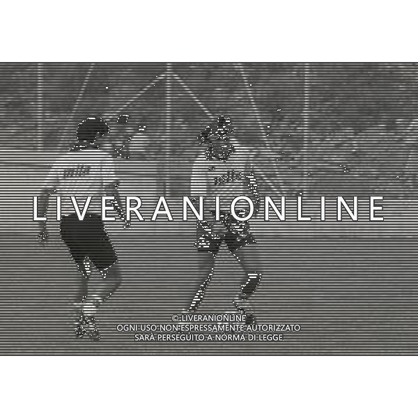 1991 BORNO RADUNO E ALLENAMETO GENOA CALCIO NELLA FOTO THOMAS SKUHRAVY AG ALDO LIVERANI SAS