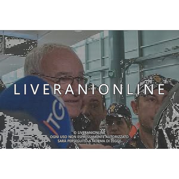 3-1-2023. Arrivo all\'aeroporto Mameli di Cagliari/Elmas, del nuovo allenatore del Cagliari Calcio Claudio Ranieri. Foto Salvatore Moi/agenzia Aldo Liverani sas. Nella foto: Claudio Ranieri allenatore Cagliari