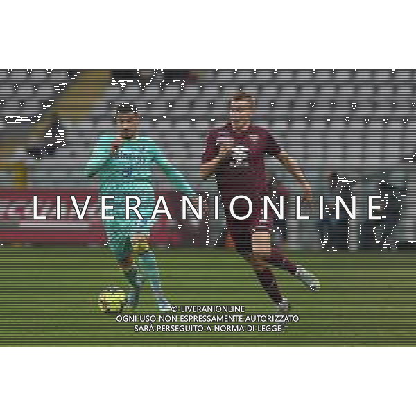 TVMV-Torino 04.01.2023 Stadio Grande Torino © Manuela Viganti/Agenzia Aldo Liverani Torino vs Hellas Verona Campionato Calcio Serie A TIM 2022/2023 16a giornata Nella foto: perr schuurs e fabio depaoli ©Viganti / AGENZIA ALDO LIVERANI SAS