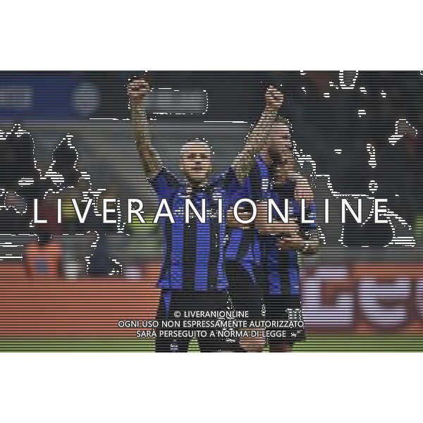 esultanza finale Inter da SX Federico Dimarco (Inter), Milan Skriniar (Inter) e Lautaro Martinez (Inter) Inter vs Napoli Milano 04-01-2023 Stadio Giuseppe Meazza - San Siro Campionato Serie A TIM - 16a giornata foto Roberto Garavaglia/ag. Aldo Liverani sas