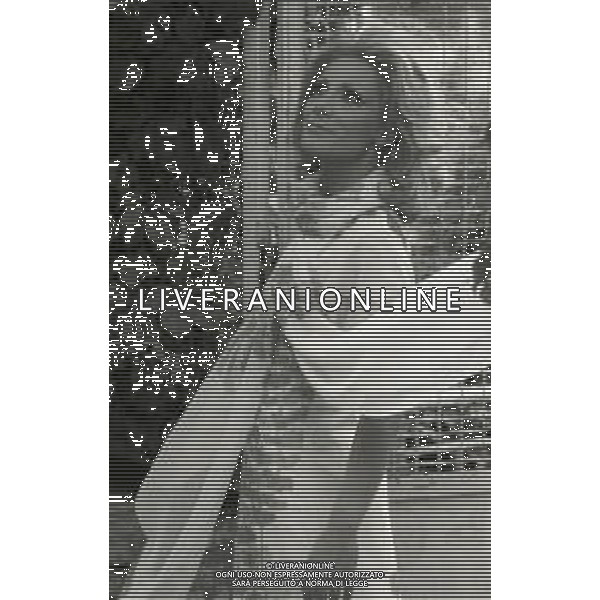 RETROSPETTIVA MARIOLINA CANNULI PRESENTATRICE TELEVISIVA NELLA FOTO MARIOLINA CANNULI A ROMA NELL\'ANNO 1968 AG ALDO LIVERANI SAS