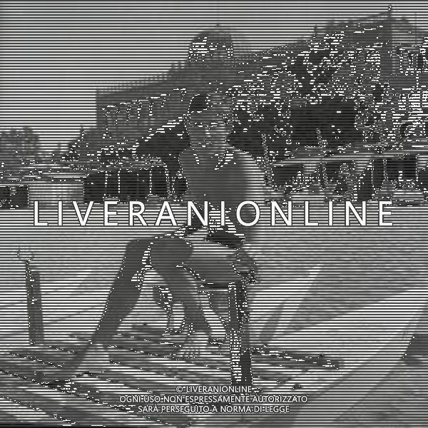 RETROSPETTIVA UDO JURGENS Udo Jürgen Bockelmann CANTANTE E ATTORE AUSTRIACO NELLA FOTO UDO JURGENS Udo Jürgen Bockelmann a Venezia il giorno 01-07-1964 AG ALDO LIVERANI SAS