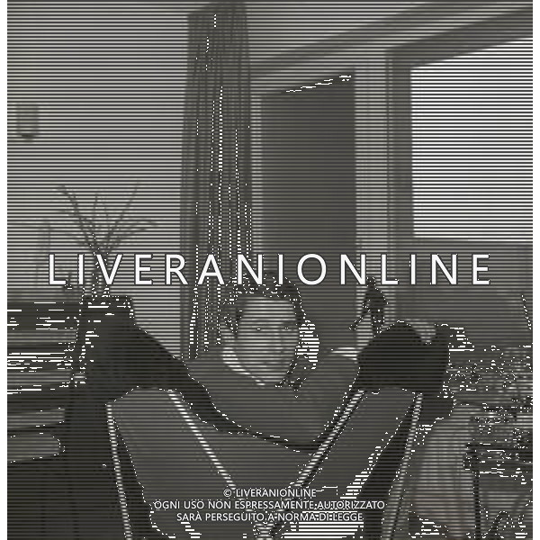 RETROSPETTIVA UDO JURGENS Udo Jürgen Bockelmann CANTANTE E ATTORE AUSTRIACO NELLA FOTO UDO JURGENS Udo Jürgen Bockelmann a Monaco il giorno 20-01-1965  AG ALDO LIVERANI SAS 