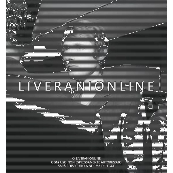 RETROSPETTIVA UDO JURGENS Udo Jürgen Bockelmann CANTANTE E ATTORE AUSTRIACO NELLA FOTO UDO JURGENS Udo Jürgen Bockelmann a Milano a una serata cocktail anno 1967 AG ALDO LIVERANI SAS