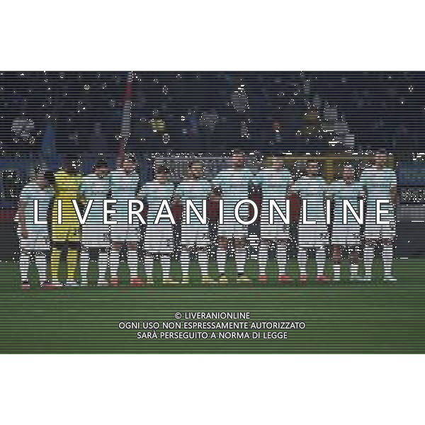 la formazione inter schierata durante il minuto di silenzio per la morte di gianluca vialli Monza vs Inter Monza 07-01-2023 U-Power Stadium Campionato Serie A TIM - 17a giornata foto Roberto Garavaglia/ag. Aldo Liverani sas / AGENZIA ALDO LIVERANI SAS