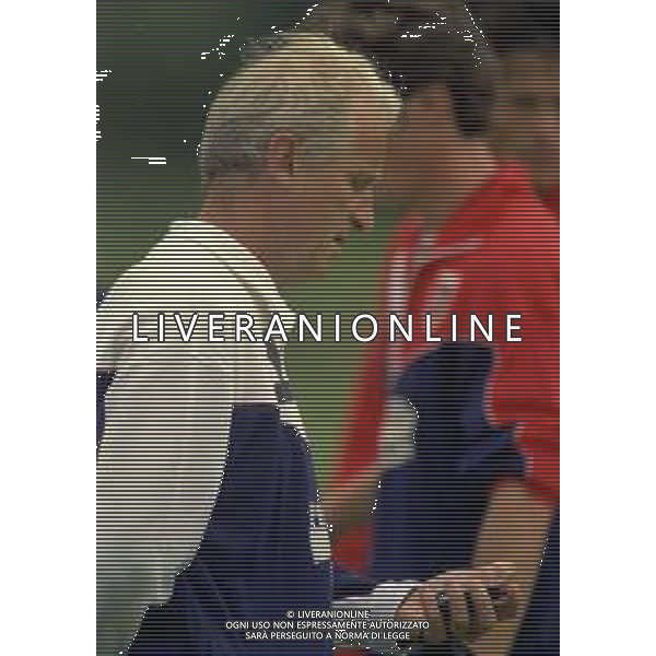 RETROSPETTIVA GIOVANNI TRAPATTONI ALLENATORE NELLA FOTO GIOVANNI TRAPATTONI ALLENATORE CAGLIARI CALCIO NELL\'ANNO 1995 A BOLZANO RITIRO ESTIVO AG ALDO LIVERANI SAS