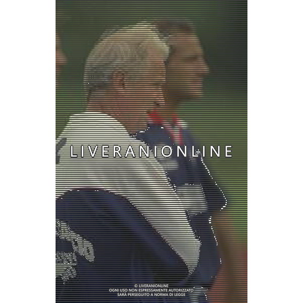 RETROSPETTIVA GIOVANNI TRAPATTONI ALLENATORE NELLA FOTO GIOVANNI TRAPATTONI ALLENATORE CAGLIARI CALCIO NELL\'ANNO 1995 A BOLZANO RITIRO ESTIVO AG ALDO LIVERANI SAS