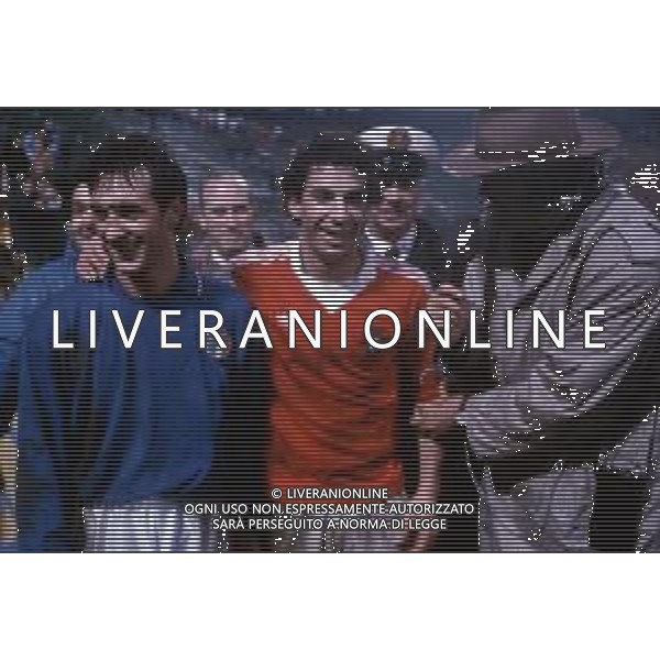 RETROSPETTIVA GIANLUCA VIALLI CALCIATORE NELLA FOTO CON LUIGI DE AGOSTINI NELLA PARTITA ITALIA - PORTOGALLO (3-0) A MILANO IL 5 DICEMBRE 1987 FOTO DFP/ ARCHIVIO AGENZIA ALDO LIVERANI
