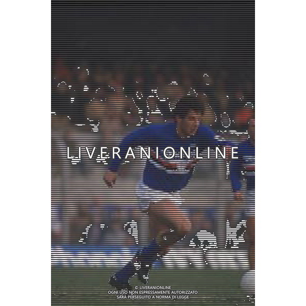 RETROSPETTIVA GIANLUCA VIALLI CALCIATORE NELLA FOTO CON LA MAGLIA DELLA SAMPDORIA NELL\'ANNO 1987-1988 FOTO DFP/ ARCHIVIO AGENZIA ALDO LIVERANI