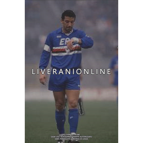 RETROSPETTIVA GIANLUCA VIALLI CALCIATORE NELLA FOTO CON LA MAGLIA DELLA SAMPDORIA NELL\'ANNO 1990-1991 FOTO DFP/ ARCHIVIO AGENZIA ALDO LIVERANI