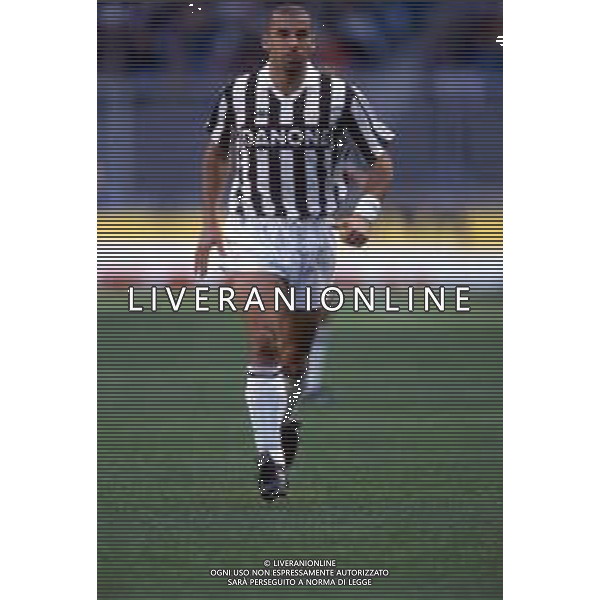 RETROSPETTIVA GIANLUCA VIALLI CALCIATORE NELLA FOTO CON LA MAGLIA DELLA JUVENTUS NELL\'ANNO 1992 - 1993 FOTO DFP/ ARCHIVIO AGENZIA ALDO LIVERANI