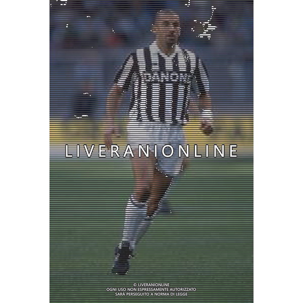 RETROSPETTIVA GIANLUCA VIALLI CALCIATORE NELLA FOTO CON LA MAGLIA DELLA JUVENTUS NELL\'ANNO 1992 - 1993 FOTO DFP/ ARCHIVIO AGENZIA ALDO LIVERANI